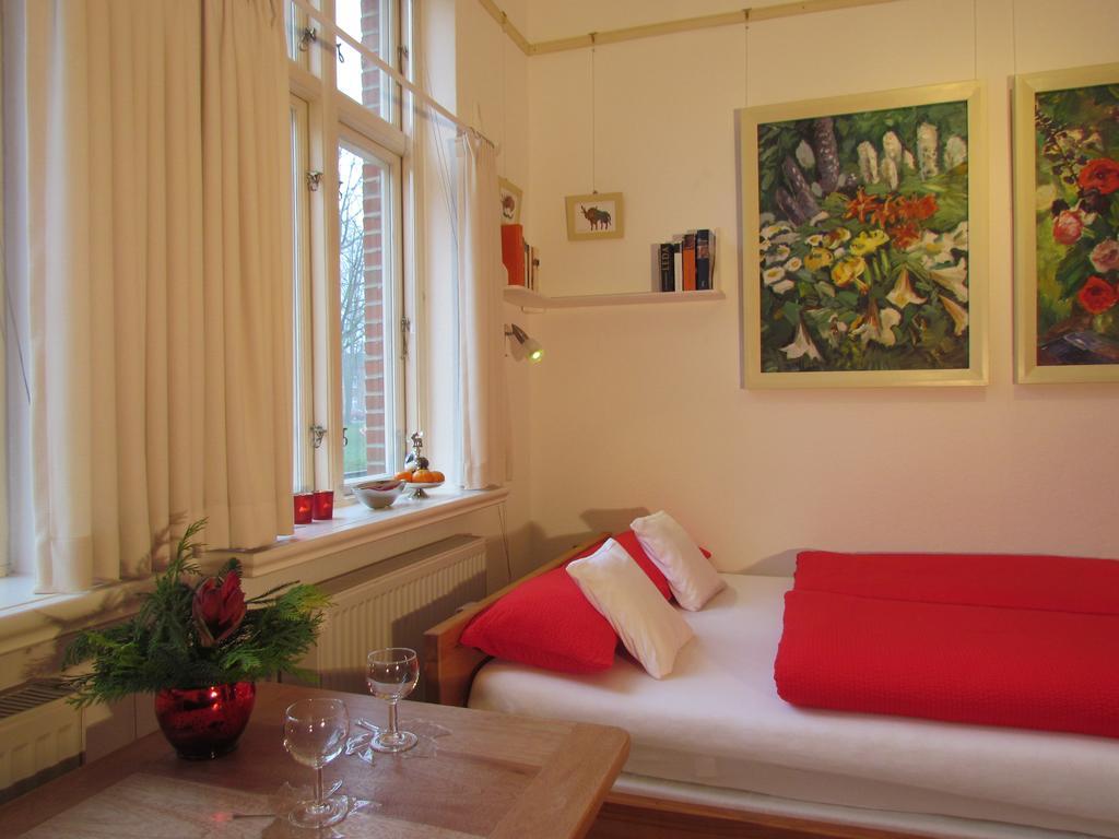 Apartments Im Froschhaus Mit Fruehstueckskuechen Friedrichstadt Pokoj fotografie